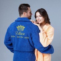Халат с машинной вышивкой 