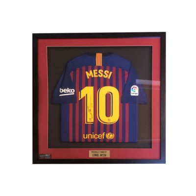 Купить Футболка ФК «Барселона» с автографом Лионеля Месси с нанесением логотипа