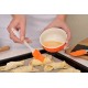 Купить Кисточка кухонная Tender Touch, оранжевая с нанесением логотипа