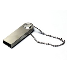 USB 2.0-флешка на 4 Гб с мини чипом и круглым отверстием, серебристый