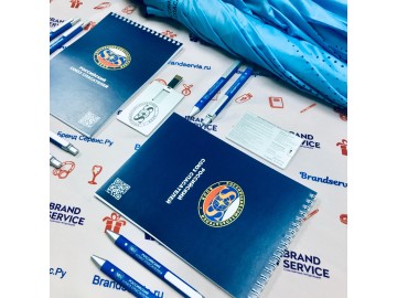 Блокноты и ручки