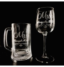 Бокал для вина и кружка пивная с именной гравировкой MR and Mrs